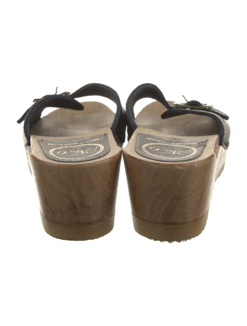 No. 6 Store Leather Slides