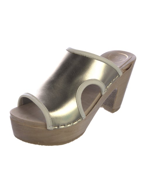 No. 6 Store Leather Slides