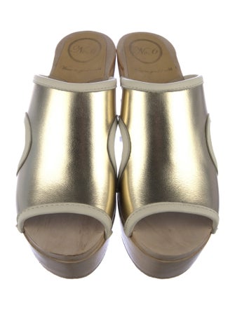 No. 6 Store Leather Slides