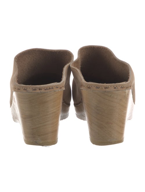 No. 6 Store Leather Mules