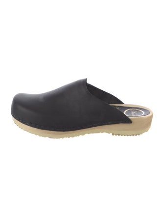 No. 6 Store Leather Mules