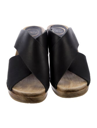 No. 6 Store Leather Slides