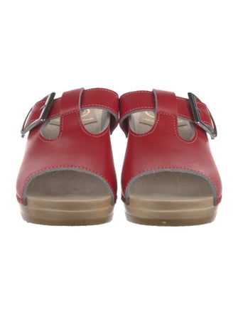 No. 6 Store Leather Slides