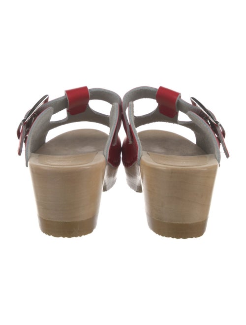 No. 6 Store Leather Slides