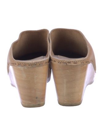 No. 6 Store Leather Slides