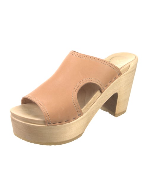 No. 6 Store Leather Slides