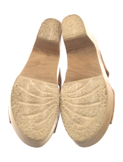 No. 6 Store Leather Slides