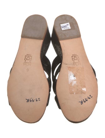 No. 6 Store Leather Slides