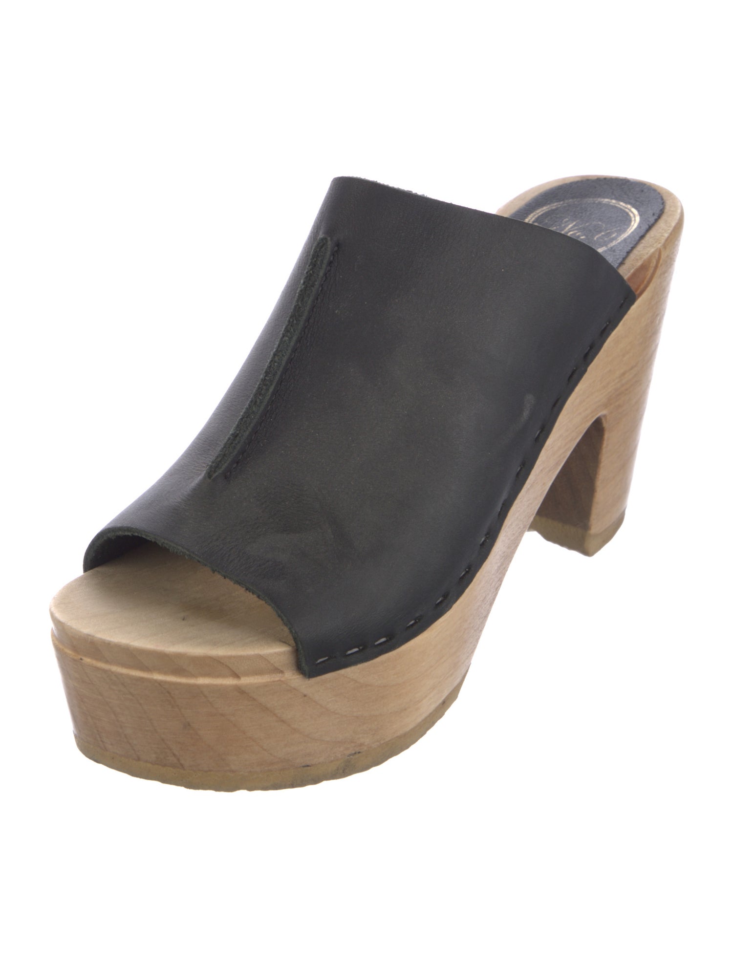 No. 6 Store Leather Slides