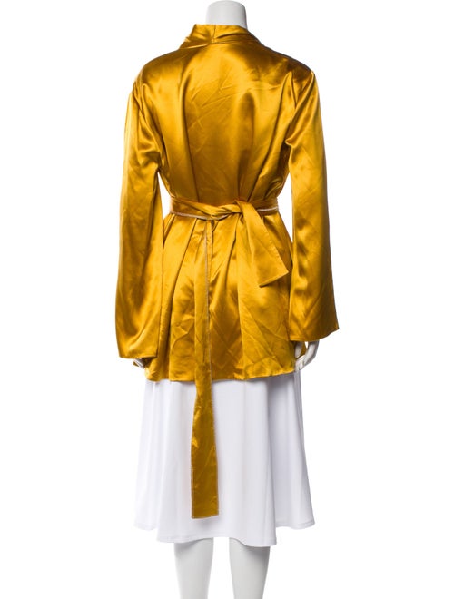 nana-nana Silk V-Neck Blouse