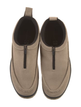 Nike ACG Suede Sneakers