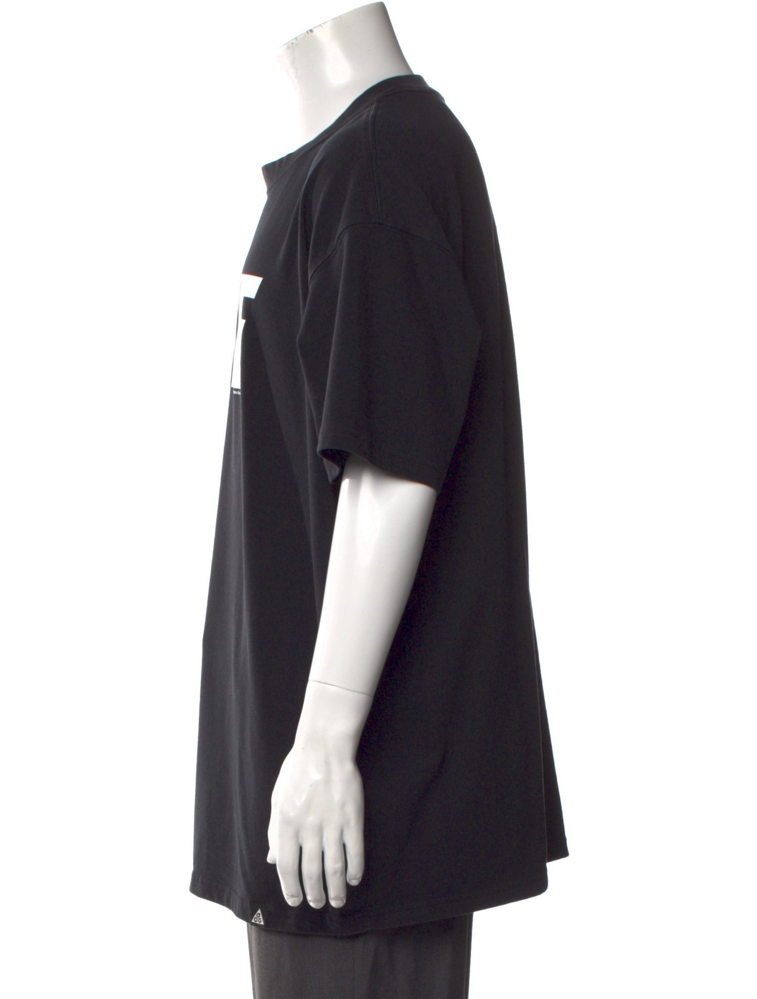 Nike ACG Graphic Print Crew Neck T-Shirt