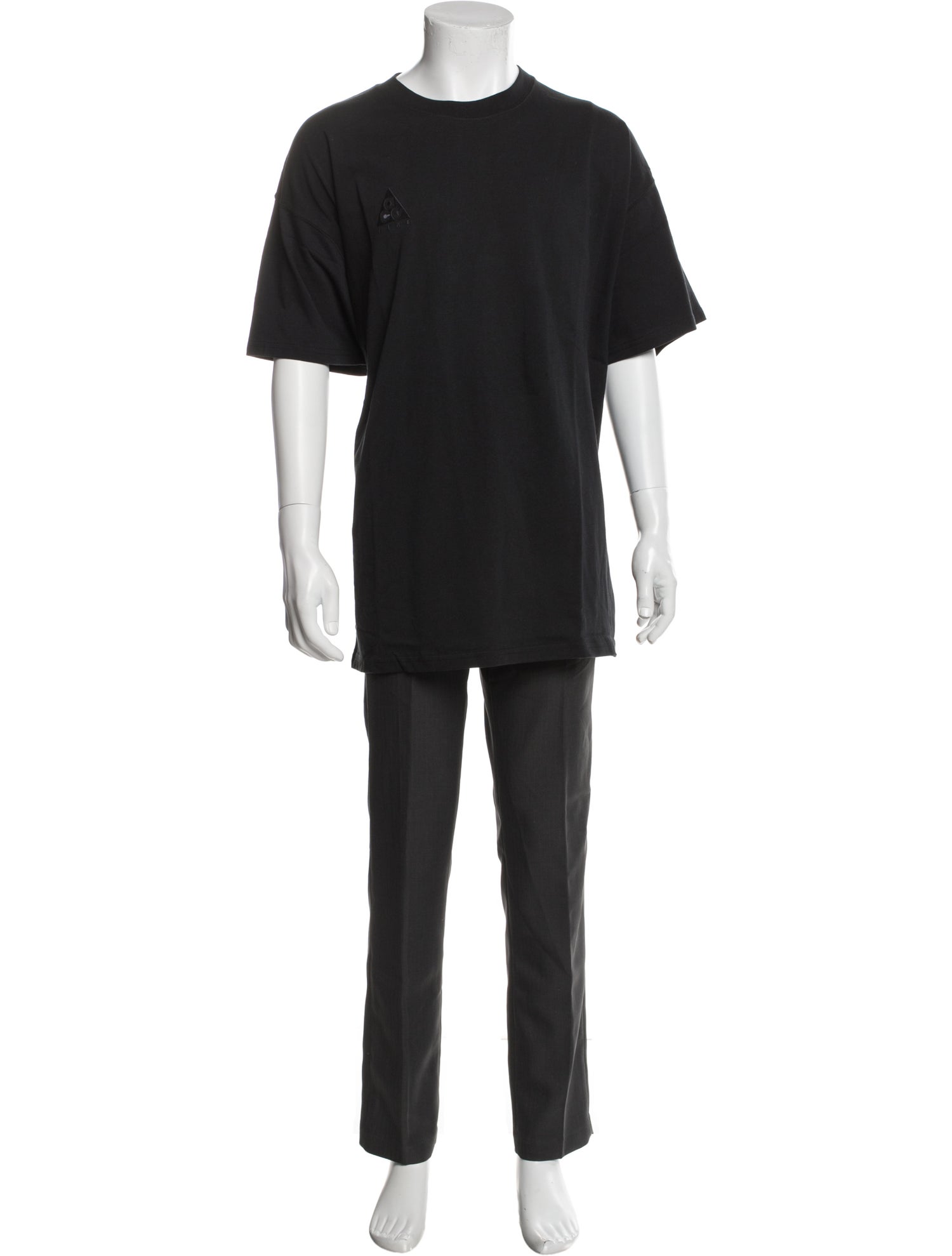 Nike ACG Crew Neck Short Sleeve T-Shirt w/ Tags