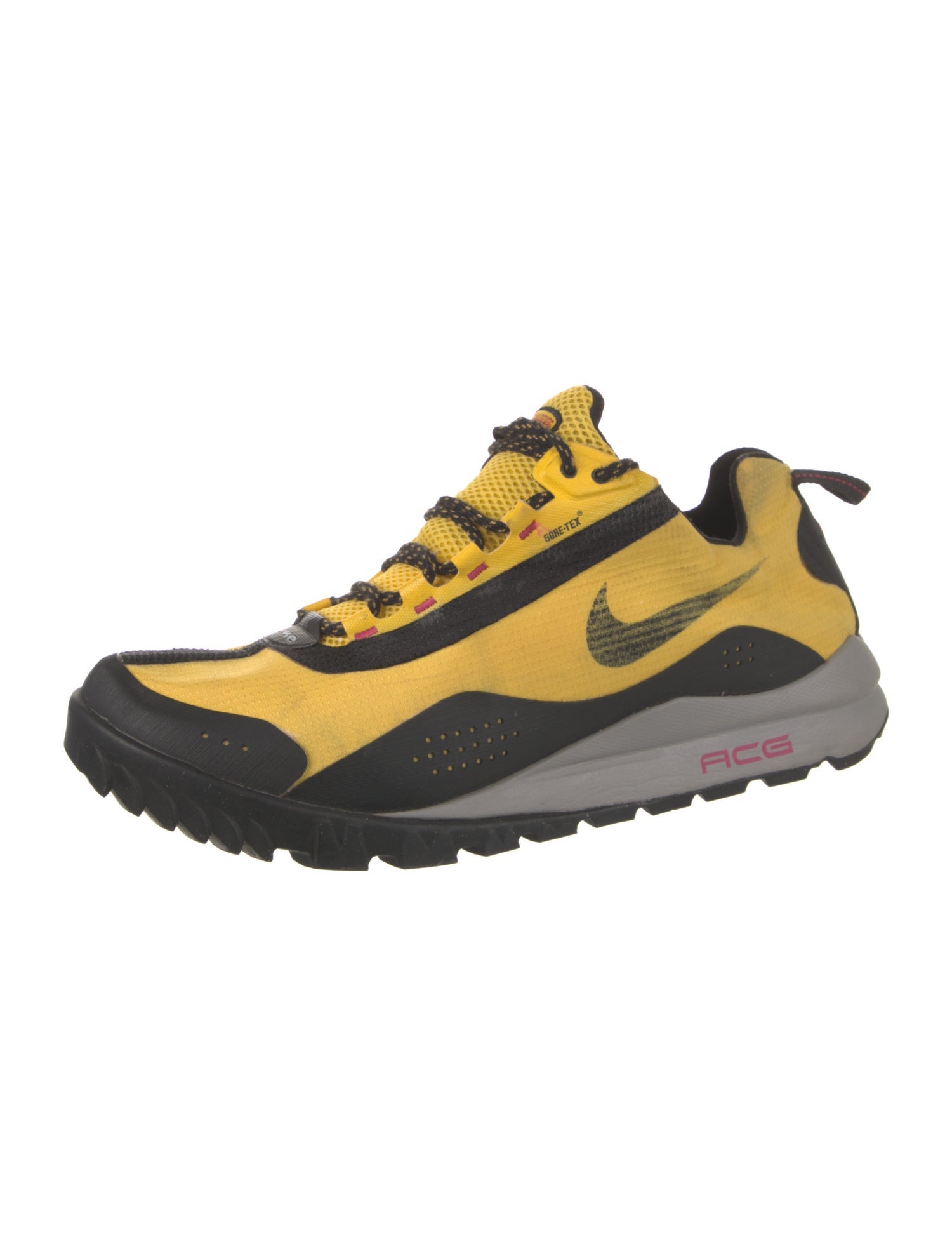 Nike ACG Nylon Colorblock Pattern Sneakers