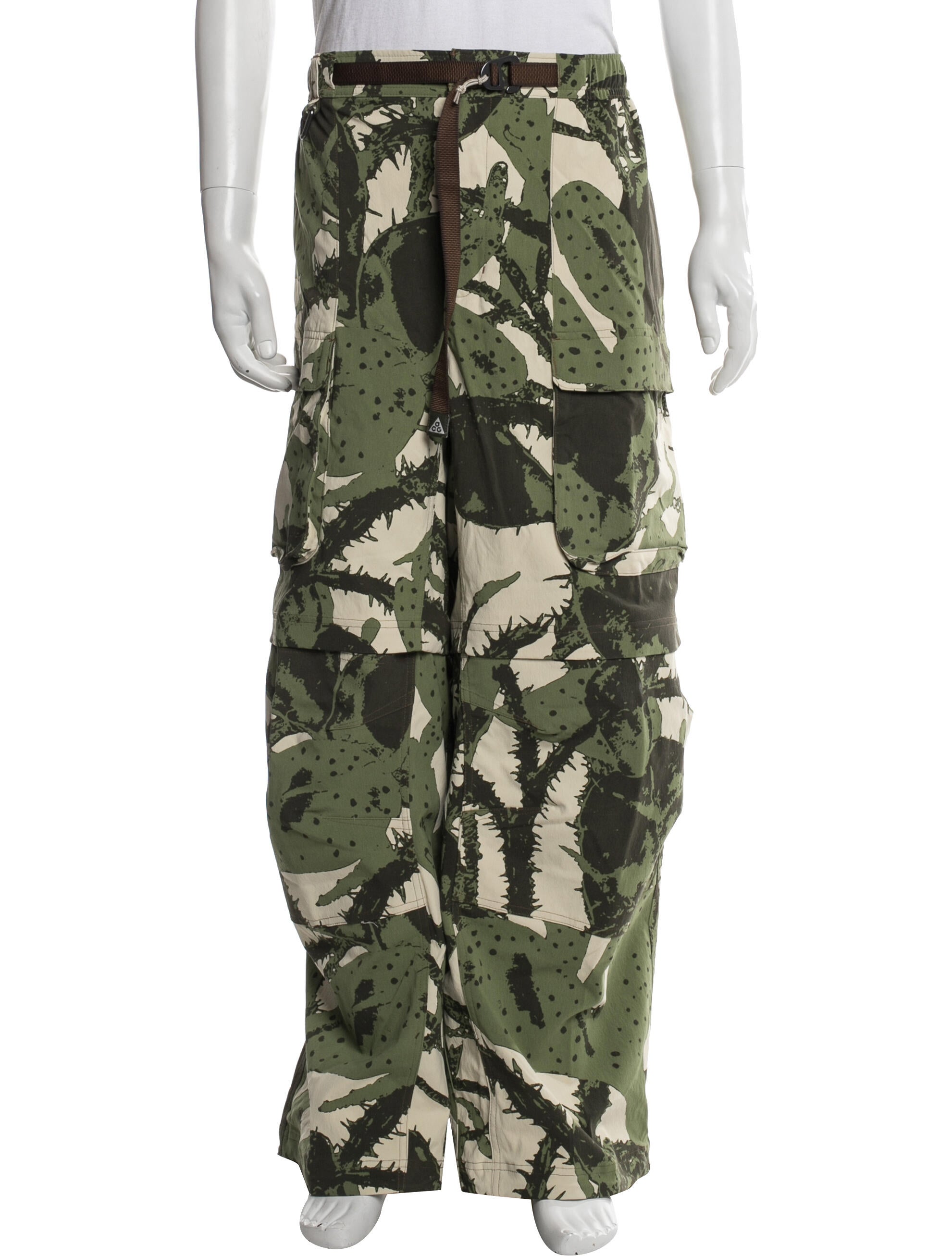 Nike ACG Camouflage Print Cargo Pants
