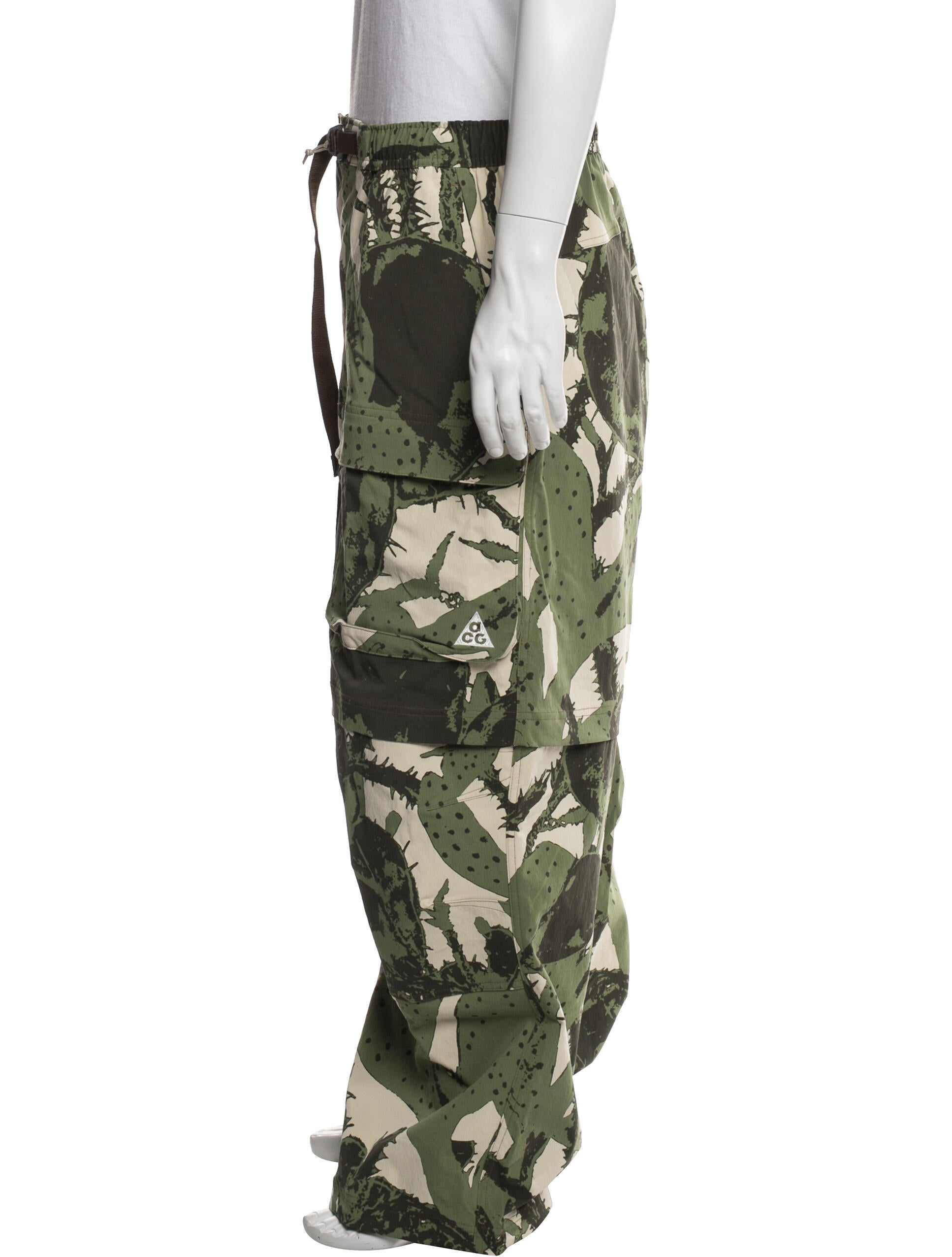 Nike ACG Camouflage Print Cargo Pants
