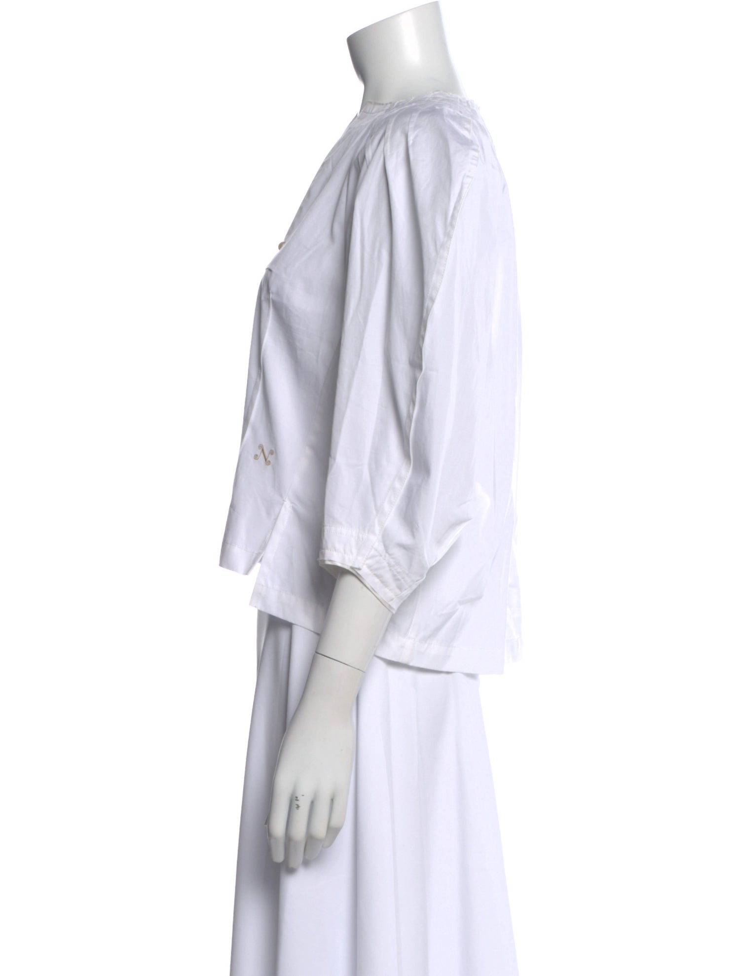 Nackiyé V-Neck Three-Quarter Sleeve Blouse