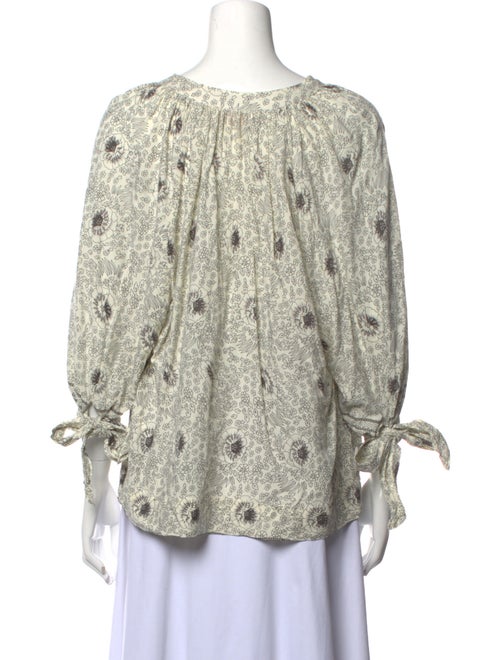 Natalie Martin Floral Print V-Neck Blouse