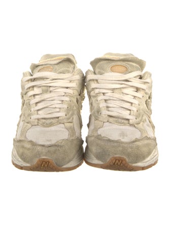 New Balance Suede Colorblock Pattern Athletic Sneakers