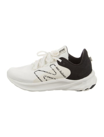 New Balance Sneakers Printed Athletic 9.5