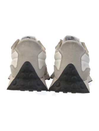 New Balance Colorblock Pattern Embroidered Accent Athletic Sneakers