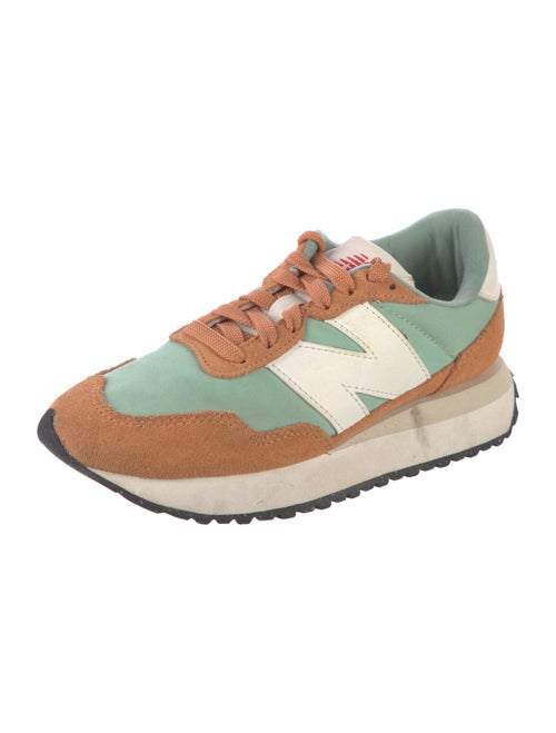 New Balance Suede Colorblock Pattern Athletic Sneakers