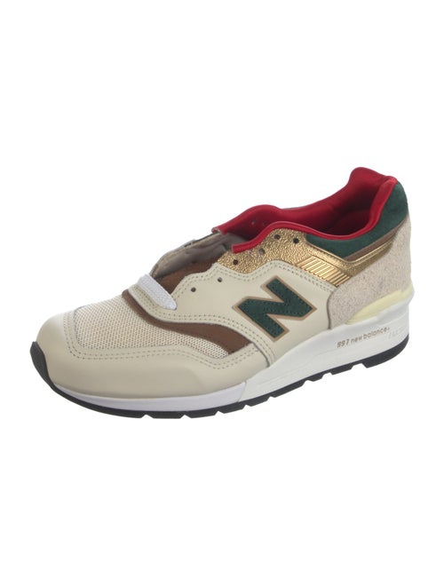 New Balance Suede Colorblock Pattern Athletic Sneakers