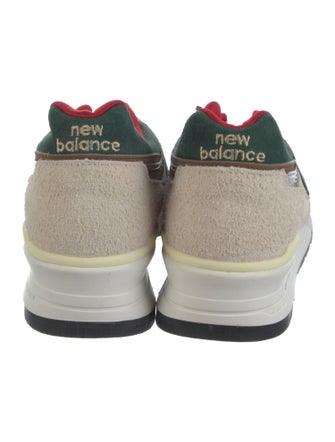 New Balance Suede Colorblock Pattern Athletic Sneakers