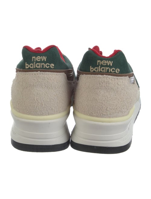 New Balance Suede Colorblock Pattern Athletic Sneakers