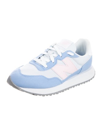 New Balance Suede Colorblock Pattern Athletic Sneakers