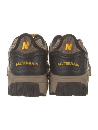 New Balance Printed Leather Trim Embellishment Athletic Sneakers