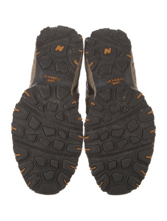 New Balance Printed Leather Trim Embellishment Athletic Sneakers