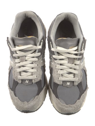 New Balance Suede Colorblock Pattern Athletic Sneakers