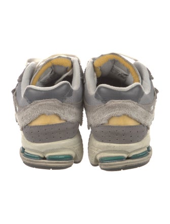 New Balance Suede Colorblock Pattern Athletic Sneakers