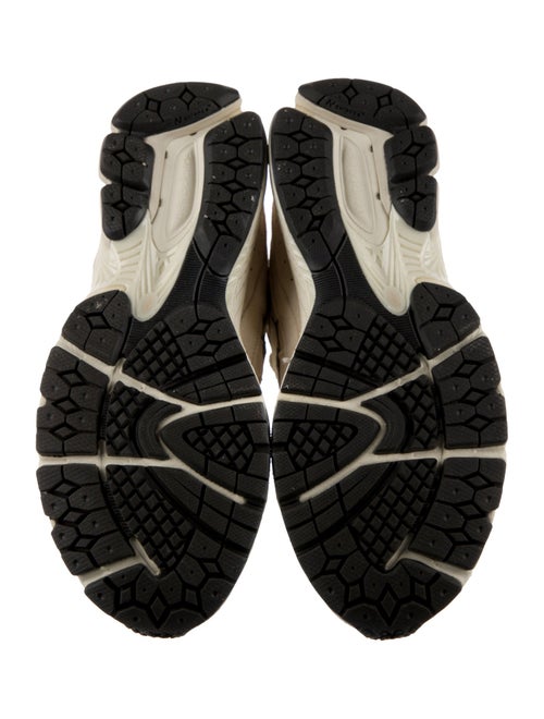 New Balance Suede Mesh Accents Athletic Sneakers