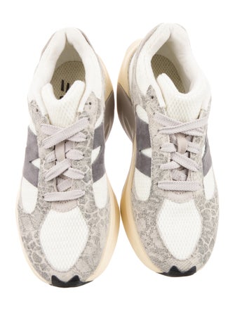 New Balance Leather Graphic Print Chunky Sneakers