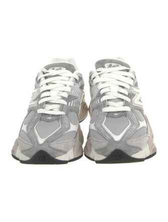 New Balance Suede Mesh Accents Athletic Sneakers