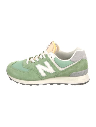 New Balance Suede Colorblock Pattern Athletic Sneakers