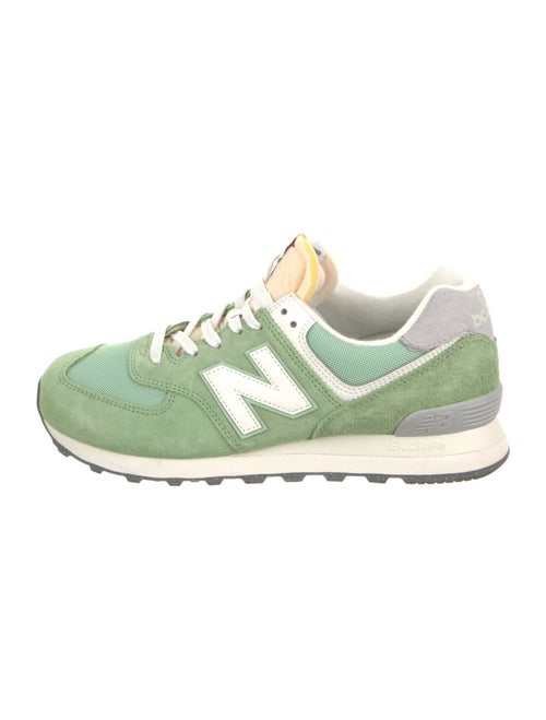 New Balance Suede Colorblock Pattern Athletic Sneakers