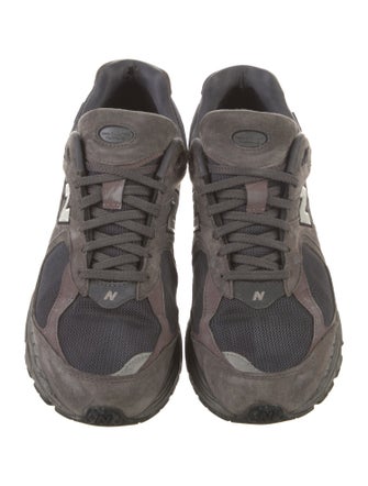 New Balance Suede Mesh Accents Sneakers