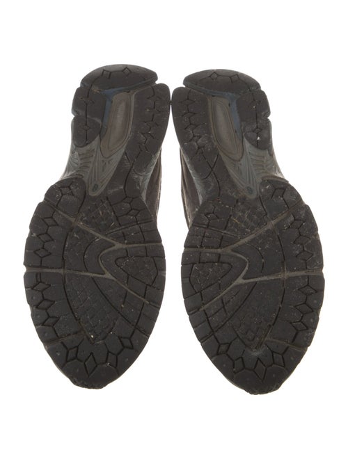 New Balance Suede Mesh Accents Sneakers