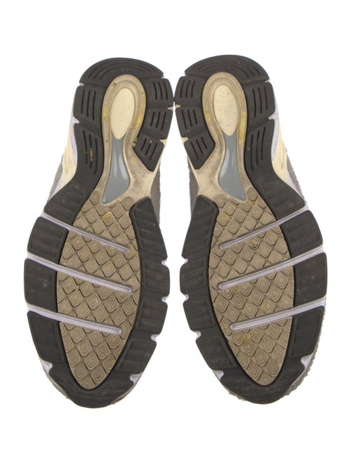 New Balance Suede Mesh Accents Sneakers