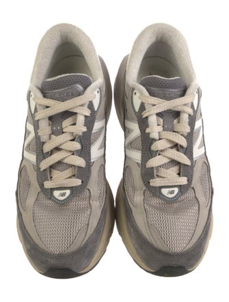 New Balance Suede Colorblock Pattern Sneakers