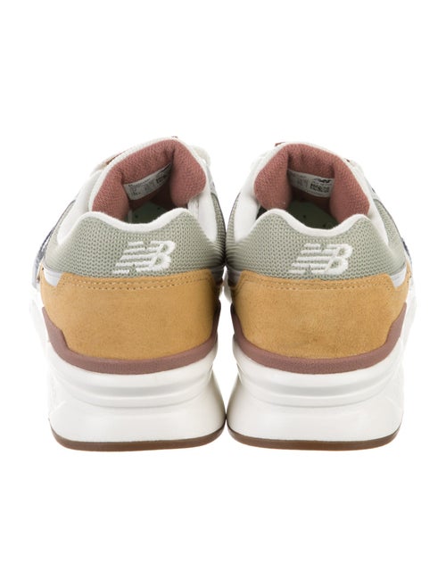 New Balance Leather Colorblock Pattern Athletic Sneakers