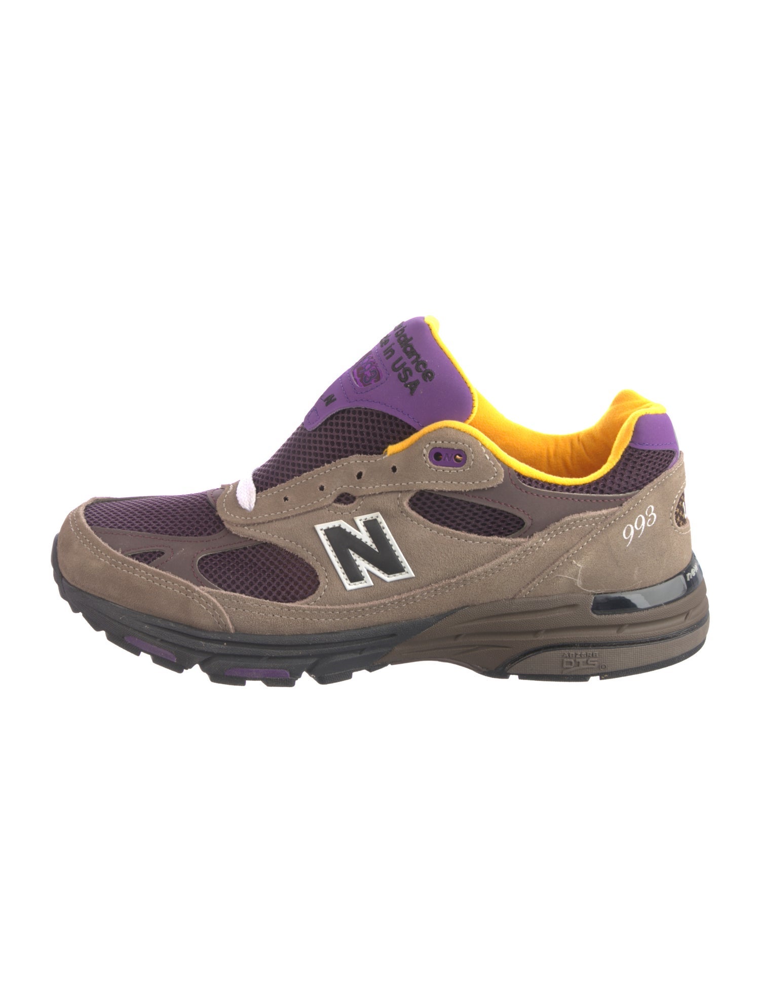New Balance Suede Colorblock Pattern Athletic Sneakers