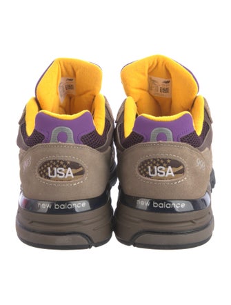 New Balance Suede Colorblock Pattern Athletic Sneakers