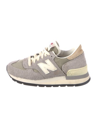 New Balance Suede Colorblock Pattern Athletic Sneakers