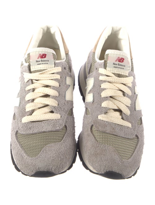 New Balance Suede Colorblock Pattern Athletic Sneakers