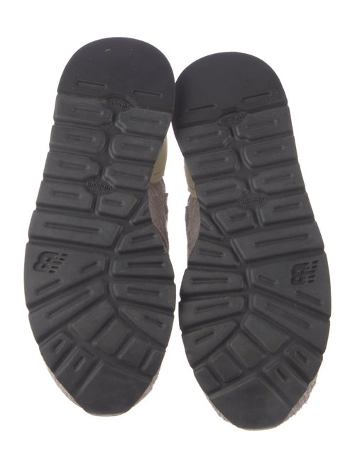 New Balance Suede Colorblock Pattern Athletic Sneakers