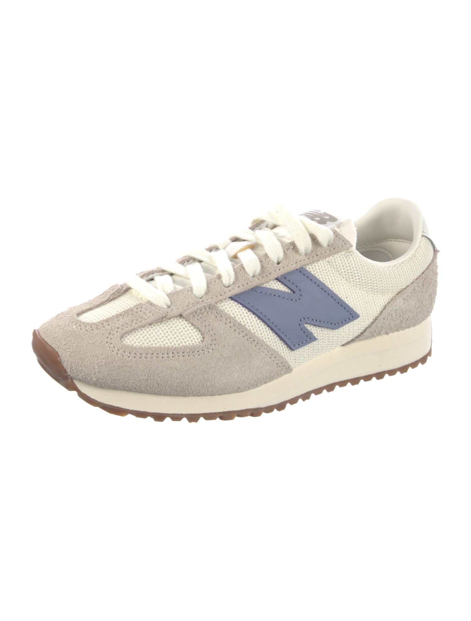 New Balance Suede Mesh Accents Sneakers